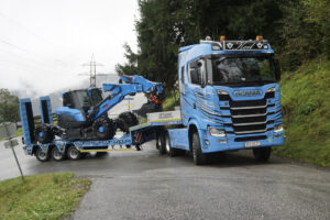 Goldhofer MPA-3 Satteltieflader im Einsatz bei Keil Erdbau