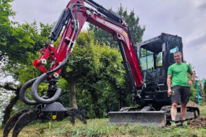 Yanmar ViO33-6 Minibagger bei Vimercati Giardini