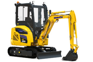 Komatsu stellt drei neue elektrische Minibagger auf der bauma 2025 vor