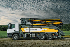 Liebherr Jubiläum – 75 years of moving forward