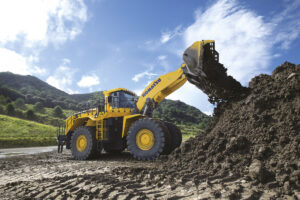 Komatsu Radlader WA700-8